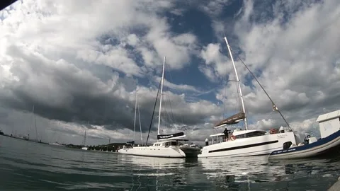 Sailing catamarans in the dock Video stock 162676208