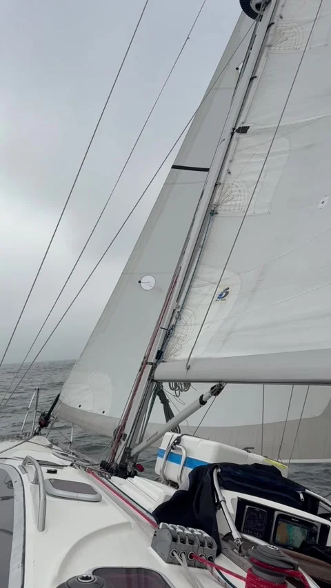 Sailing on a cloudy day across the Baltic Sea. Stockbeeldmateriaal 320939857