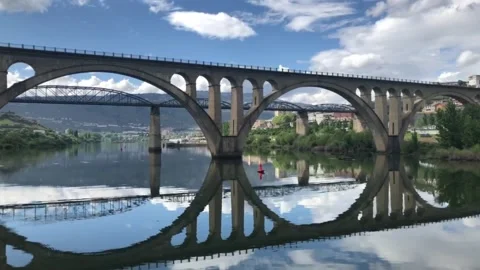 Sailing down the River Douro to Porto Stock Footage 219504791