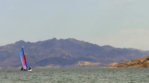 Sailing in a Lake Video stock 101298306