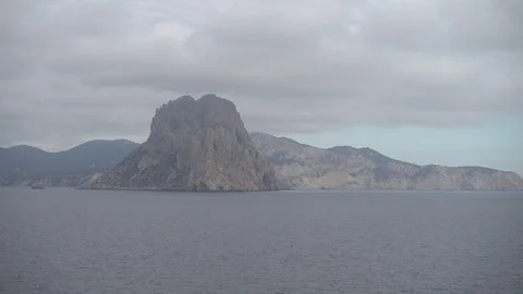 Sailing next to the island of Es Vedra Stock-Footage 100594889