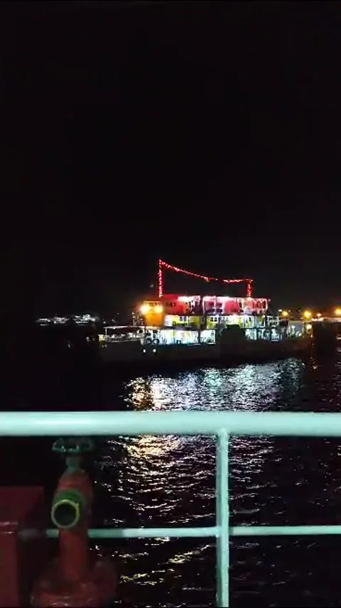 Sailing of a passenger ship Stock Footage 251800175