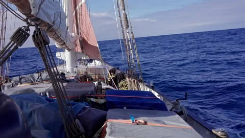 Sailing Ship Deck and Blue Sea in Drake Passage Vídeos de archivo 337790502
