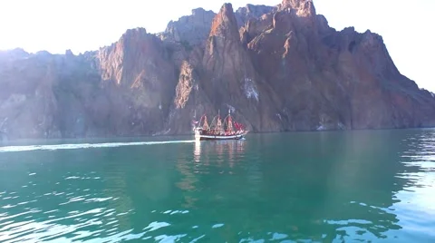 Sailing ship Stock Footage 51660624