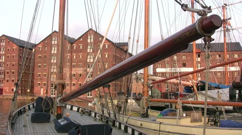 Sailing ship moored at Gloucester docks, mast boom close up Stock Footage 49953706
