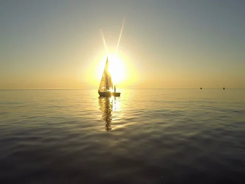 Sailing into the sun Stock Footage 71135942