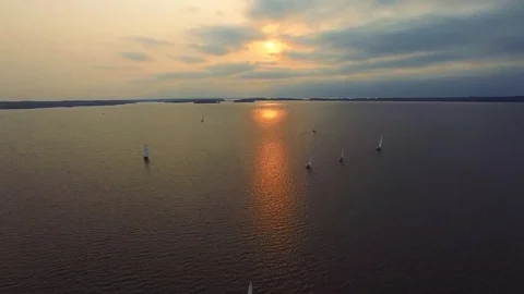 Sailing into the Sunset 스톡 동영상 77397148