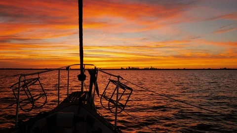 Sailing sunset Video stock 104017446