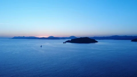 Sailing Sunset 動画素材 127524054