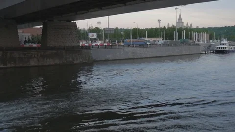 Sailing under the bridge Stock Footage 81319306