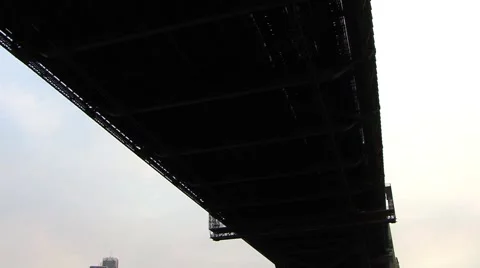 Sailing under Sydney Bridge 스톡 동영상 45581275