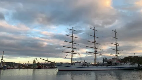 Sailing vessel Stock Footage 161947760
