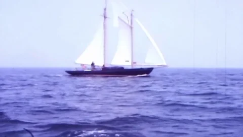 Sailing waves while passing Video stock 83617821