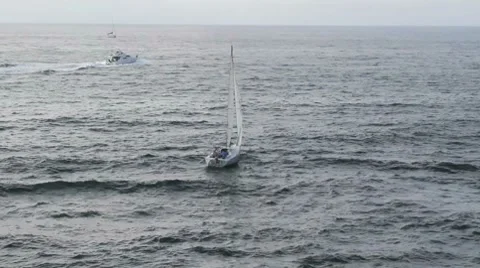 Sailing yacht Stock Footage 7898087