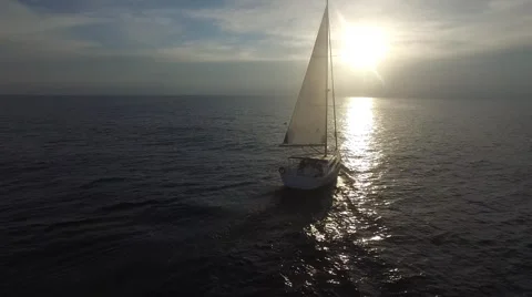 Sailing yacht at sunset. 스톡 동영상 61041518