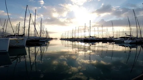 Sailing yachts in the marina Stockbeeldmateriaal 84381633
