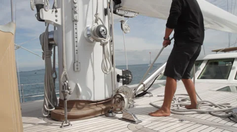 Sailor Tying  Sail Ropes Vídeo Stock 39196942