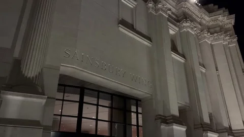 The Sainsbury Wing is an extension of the National Gallery Museum Vidéo 342873553