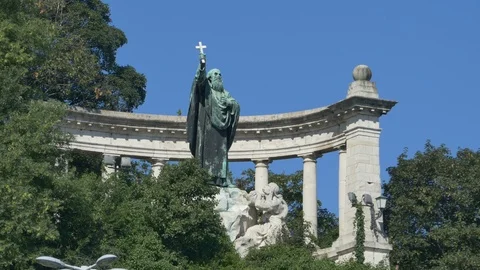 Saint Gellert Statue Stock Footage 92742411