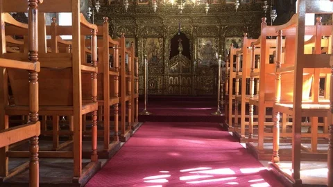 Saint John Cathedral Iconostasis Tilt Shot Stock-Footage 99861122