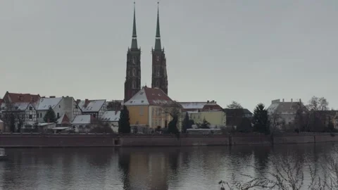 Saint John Cathedral Next To Odra River Colourful Buildings At Wroclaw Видео 326025232