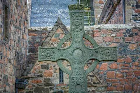 Saint Johns High Cross in Front of Iona Abbey Stock Photos