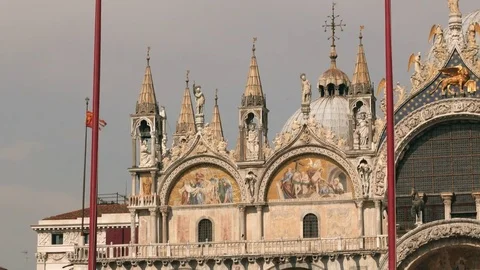 Saint Mark's Basilica view in Venice. Basilica di San Marco Video stock 79065541