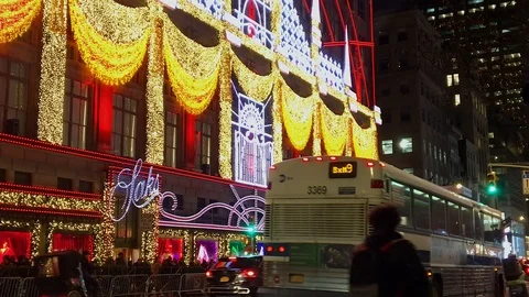 Saks 5th Ave (Manhattan) Dressed in Christmas Lights with View of 5th Ave Stock Footage 100565804