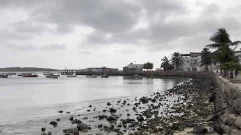 Sal rei harbor on cloudy day 動画素材 302540271