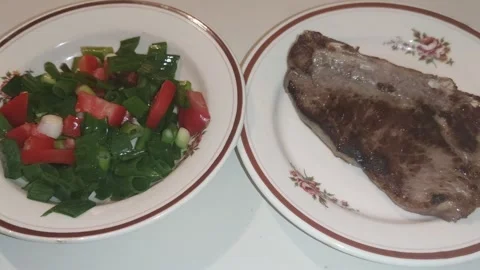 Salad and steak 動画素材 241691802