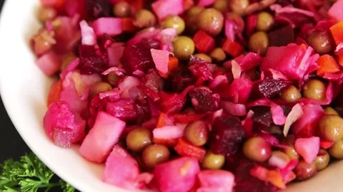 Salad beetroot and vegetables meatless dish beet, cabbage, onion, green peas Vidéo 344990942