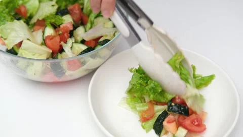Salad in a clear cup Video stock 270346970