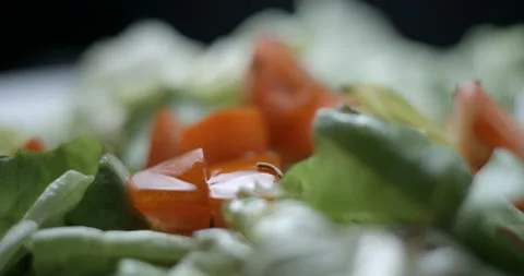 Salad preparing with sauces macro slowmotion 스톡 동영상 137924923