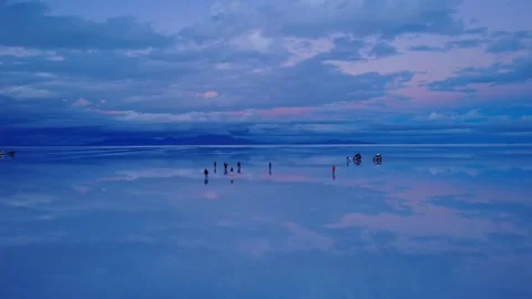 Salar de Uyuni Twilight Mirror Group Silhouettes Bolivia 4K Stock Footage 332176545
