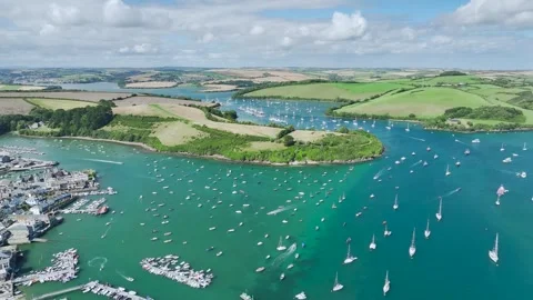 Salcombe and Mill Bay over Kingsbridge Estuary from a drone, Devon, England 스톡 동영상 280089911