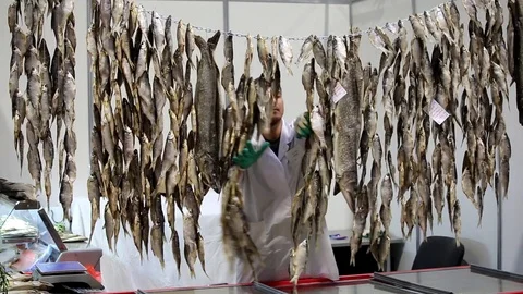 Sale of dried fish Video stock 80273961