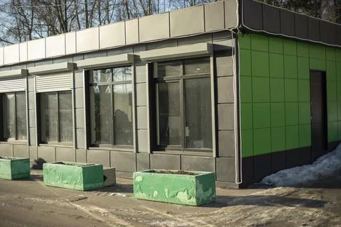 Sales office from developer. One-storey building. 스톡 사진