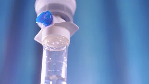 Saline drip medical,IV Drip Solution Vídeos de archivo 126762260