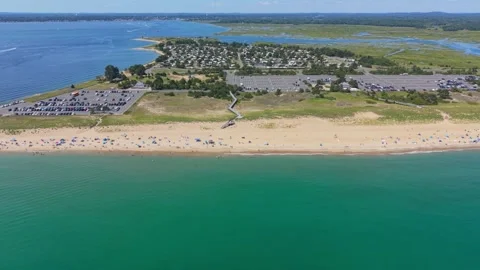 Salisbury Beach coastal environment with beachgoers crowd, Massachusetts Stockbeeldmateriaal 345135402