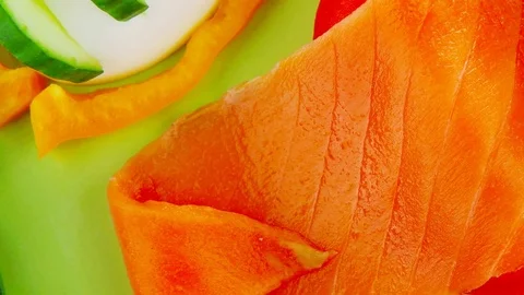 Salmon on green Vídeos de archivo 82070762