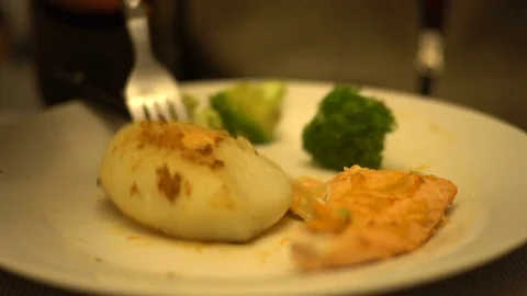 Salmon, Potatoes &amp; Broccoli Meal Close Up Stock Footage 76314545
