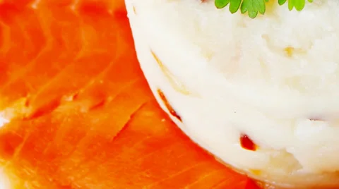 Salmon slice with mash 스톡 동영상 33489663