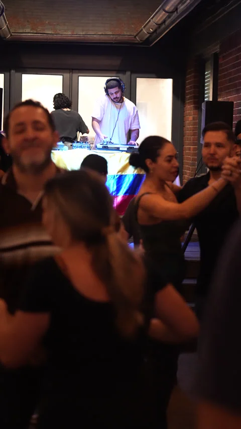 Salsa Around The World Stock-Footage 323665808