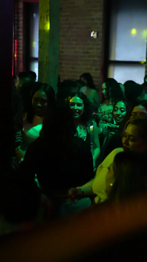 Salsa Around The World Vídeo Stock 323670326