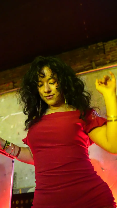 Salsa Around The World 스톡 동영상 323670628