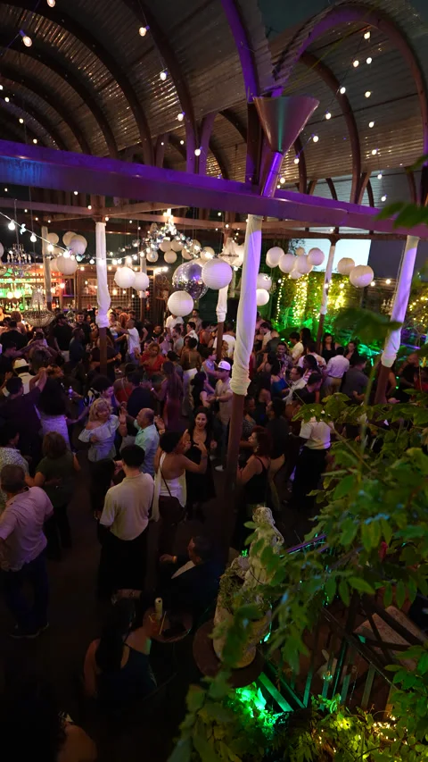 Salsa Music Around The World Видео 324616964