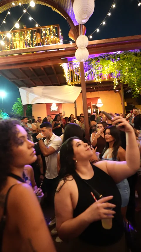 Salsa Music Around The World Stockbeeldmateriaal 324625156