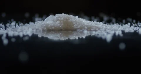 Salt and sugar coarsely Vidéo 112095778