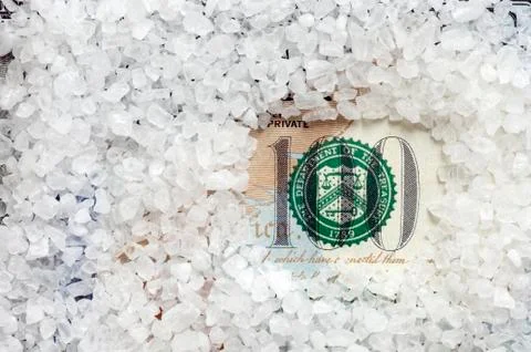 Salt on bank note Stock Photos