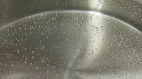 Salt being added to water 스톡 동영상 24643759